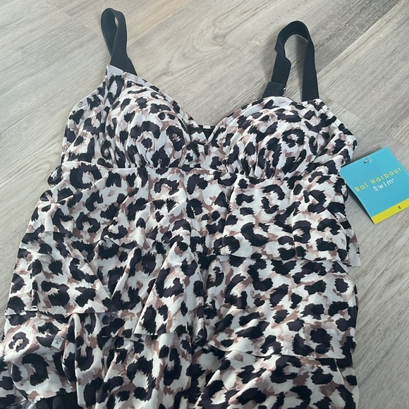 Bal Harbour Swim NWT Leopard Print One Piece Swimsuit 8 - Picture 2 of 3